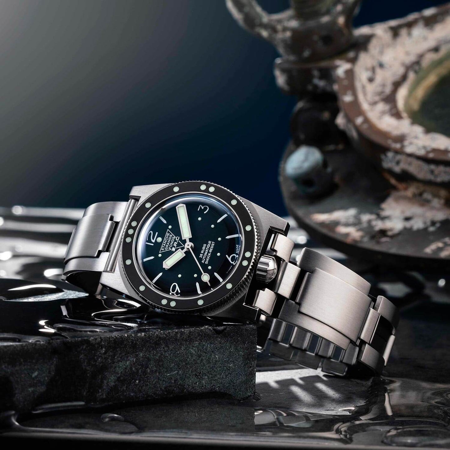 Heritage Réédition on Bracelet